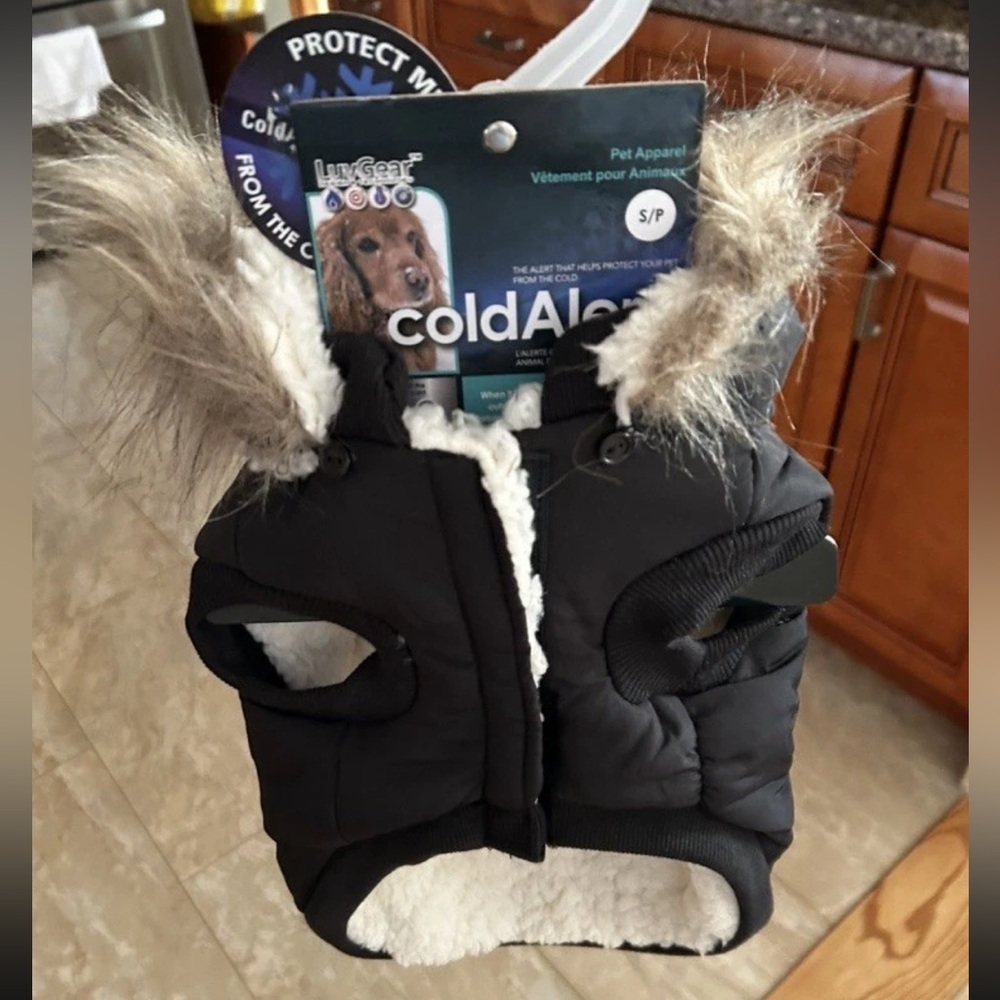 Black Dog Puffer Jacket with Faux Fur Trim